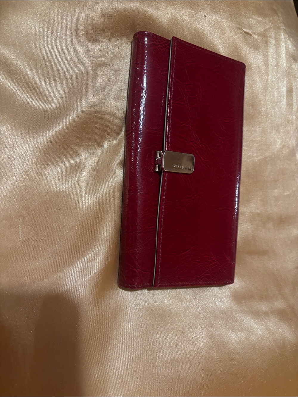 Liz Claiborne Burgundy Patent Clasp Wallet